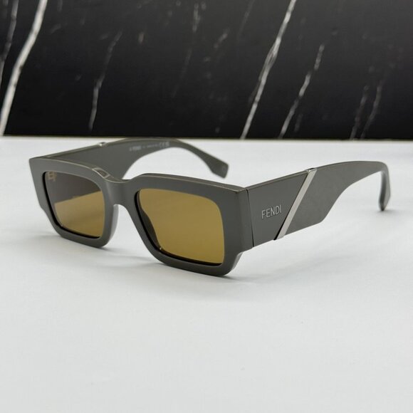 NEW FE40131I 20E FENDI SQUARE BROWN MEN FENDI SUNGLASSES - Picture 9 of 12